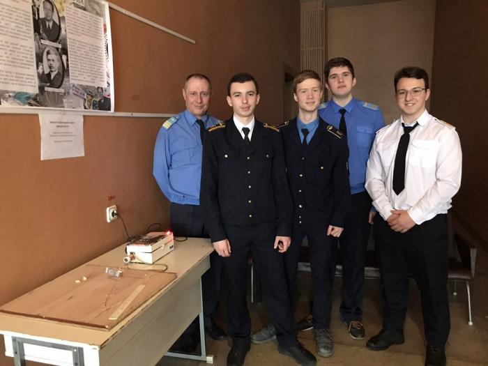 Засідання наукового гуртка «Радіонавігація та телекомунікація повітряних суден»