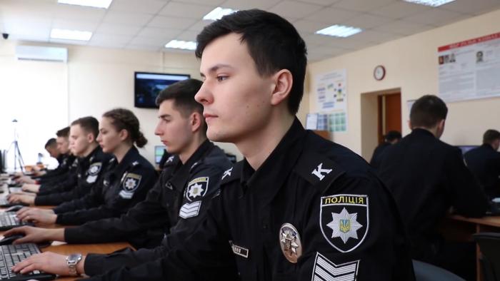 Професія поліцейського - це вибір мужніх і цілеспрямованих 