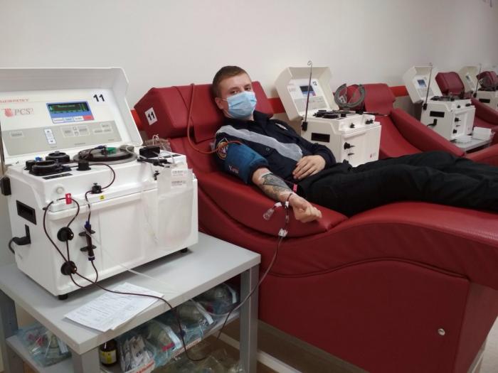 Добрі вчинки змінюють світ на краще