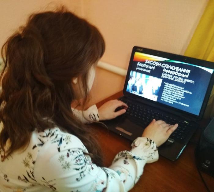 Студентки факультету № 6 взяли участь  у міжнародному молодіжному науковому форумі