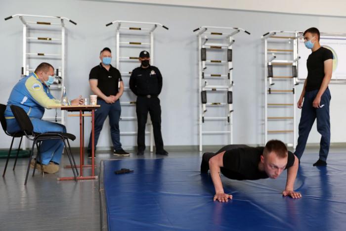 Проходить атестація курсантів випускного курсу факультету №2 