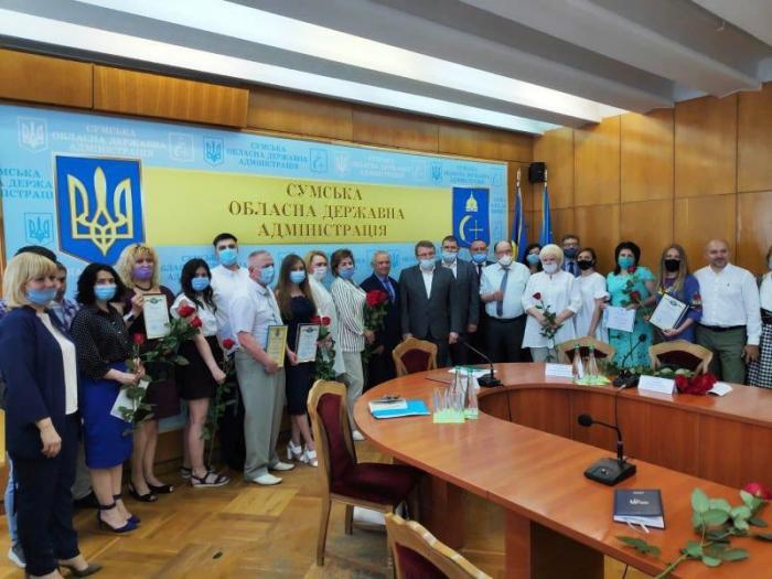 Представників Сумської філії відзначено нагородами з нагоди Дня науки