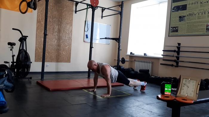 Професор кафедри тактичної та спеціальної фізичної підготовки Андрій Забора – учасник змагань онлайн «Гвардійський комплекс»