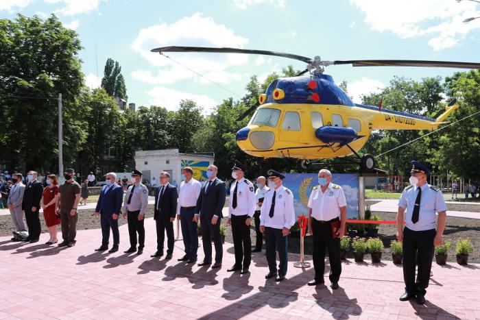 Celebration on the occasion of the first graduation of cadets and students of Kremenchuk Flight College has begun