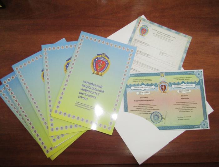 У Сумській філії університету відбувся випуск бакалаврів