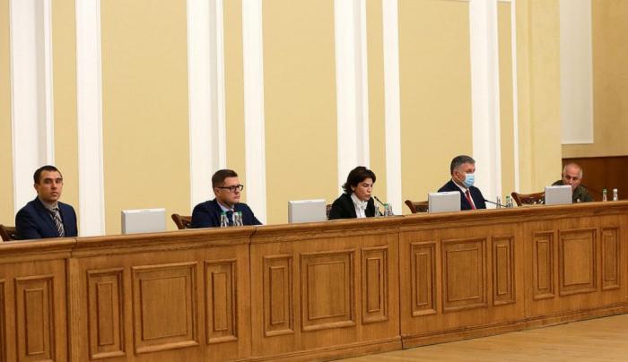 Арсен Аваков: Безпека поза політикою – головне завдання МВС