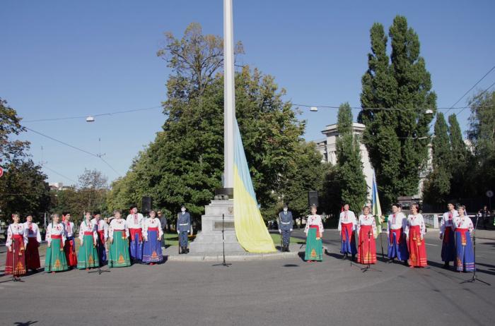 Представники університету взяли участь у заходах до Дня Державного Прапора України