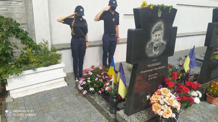 Представники курсантської молоді Сумської філії ХНУВС вшанували пам'ять захисників України