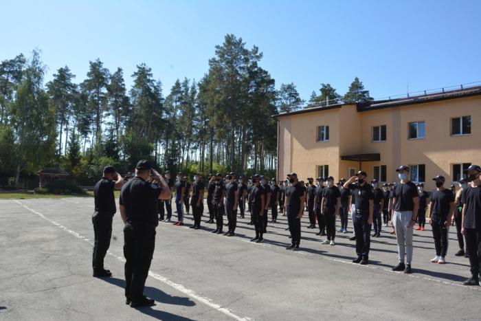 Курсанти-першокурсники Сумської філії ХНУВС проходять табірний збір