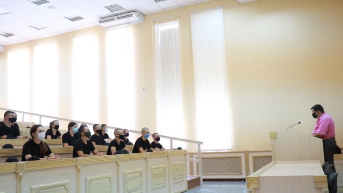 Беремо приклад з героїв-захисників України