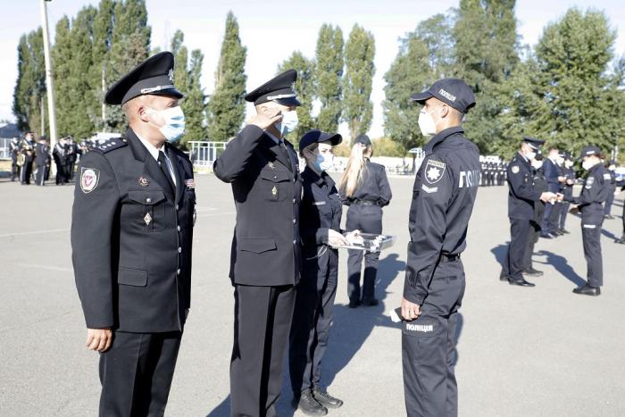 Першокурсники університету отримали курсантські погони