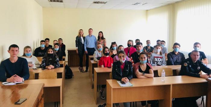 Суддя міськрайонного суду Харківщини провів зустріч зі студентами-консультантами юридичної клініки ХНУВС 