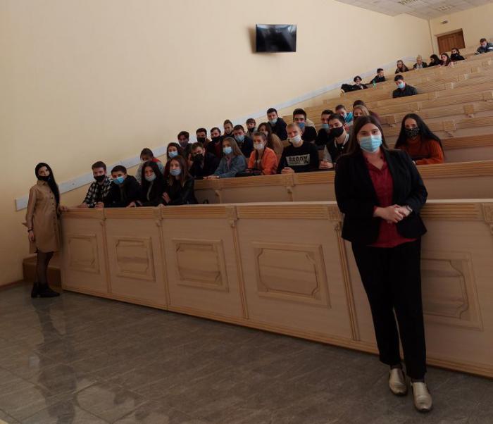 Засідання наукового гуртка студентів кафедри фундаментальних та юридичних дисциплін ХНУВС