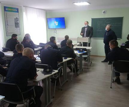 В інституті післядипломної освіти ХНУВС триває практика проведення бінарних занять