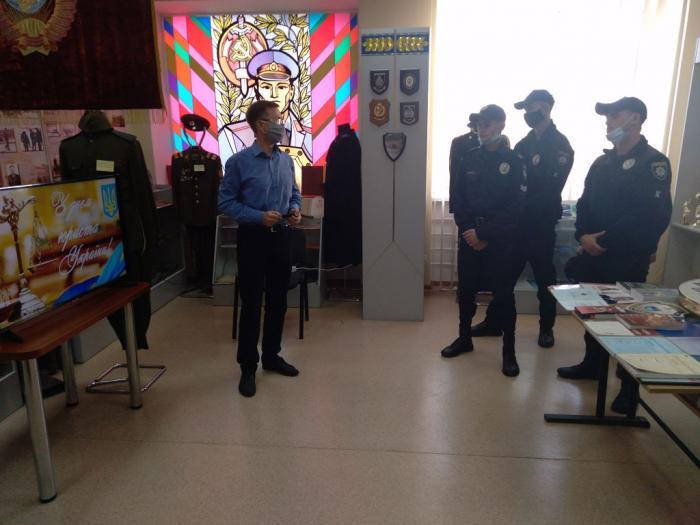 До Дня українського козацтва