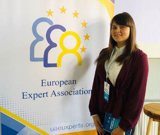 Демократія та побудова миру. Можливості для України