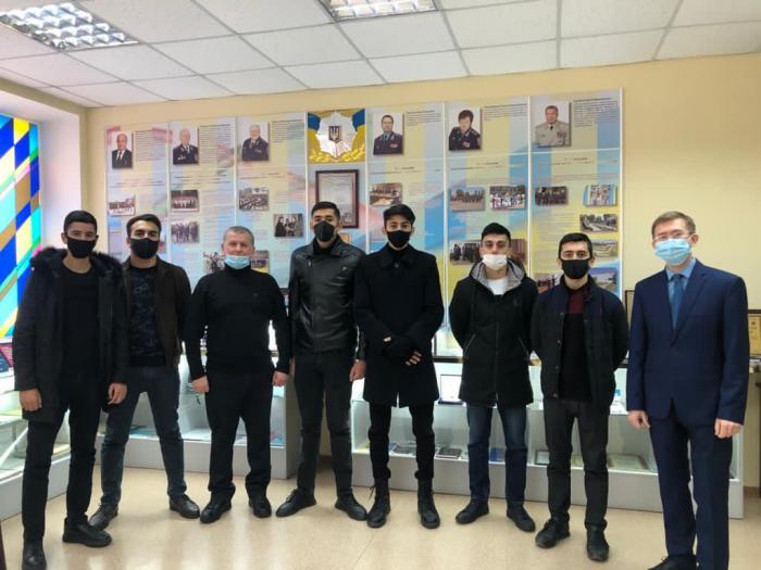 Іноземні студенти-першокурсники знайомляться з історією ХНУВС