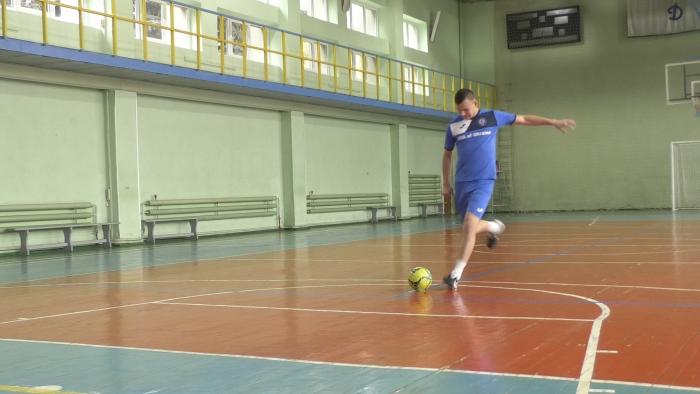 Продовжуємо серію відеозанять з ігрових видів спорту. Футзал