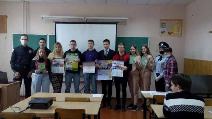 Спільна профорієнтаційна робота факультетів №№ 3, 6 та Управління патрульної поліції в Харківській області  