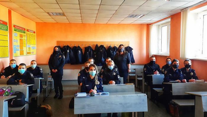 Мовностилістичні особливості офіційно-ділового стилю