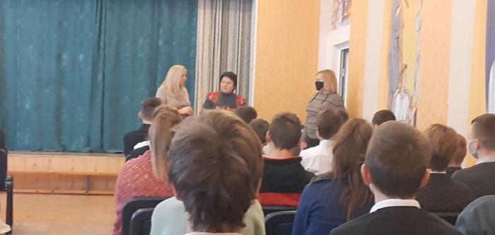 Для школярів проведено інтерактивне заняття щодо насильства дітей в Україні