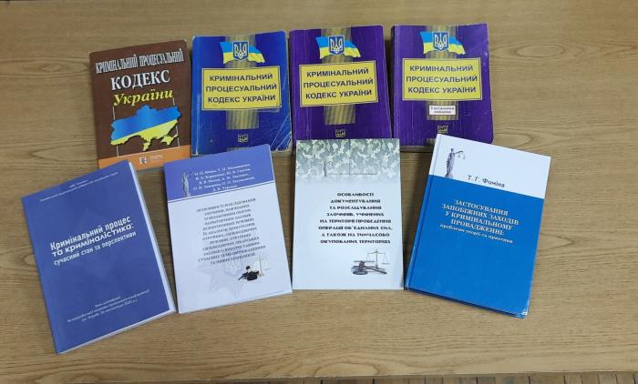 Бібліотека університету знову поповнилася новим книжковим дарунком