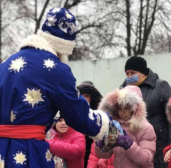 Представники Кременчуцького льотного коледжу привітали дітей з особливими освітніми потребами