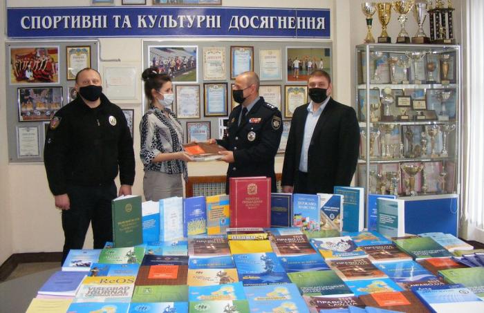 До Міжнародного дня дарування книг