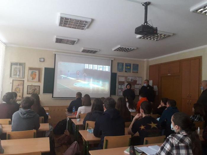 Профорієнтаційна робота у Сумській спеціалізованій школі І-ІІІ ступенів № 1 ім. В. Стрельченка