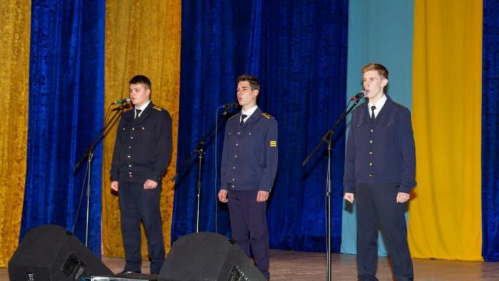 У Кременчуцькому льотному коледжі відбулись урочистості з нагоди Дня вшанування учасників бойових дій на території інших держав та ветеранів авіації