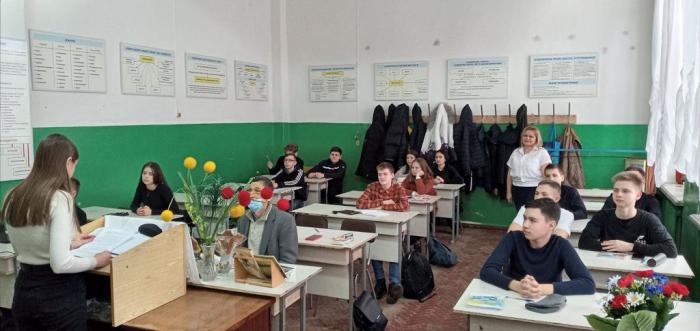 Бінарне заняття з навчальної дисципліни «Українська література»