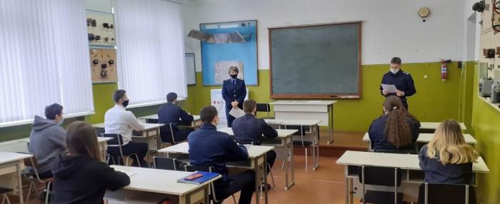 The interaction of language and culture was discussed at a meeting of the scientific circle