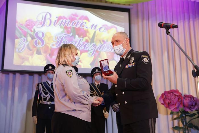 Жінок університету відзначено нагородами