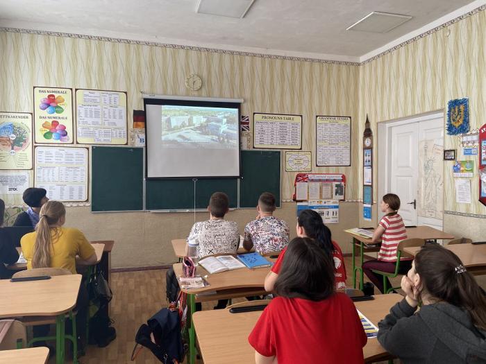 Профорієнтаційна зустріч зі старшокласниками