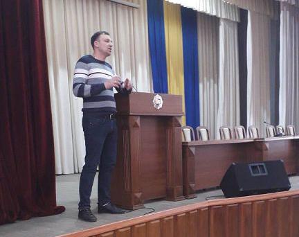 Лекція для курсантів і студентів про переваги здорового способу життя