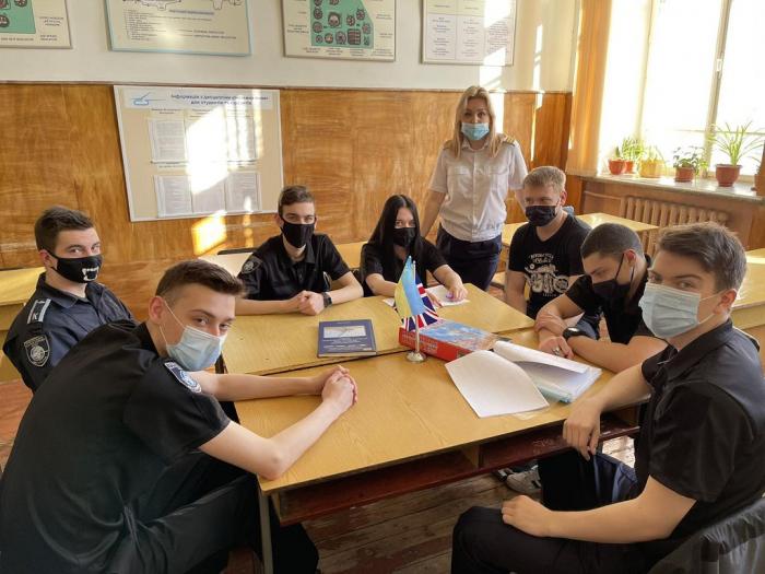 Англійська мова ІСАО – важлива складова безпеки польотів