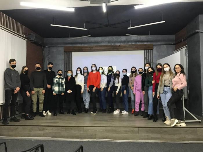 Map of a young lawyer's career development