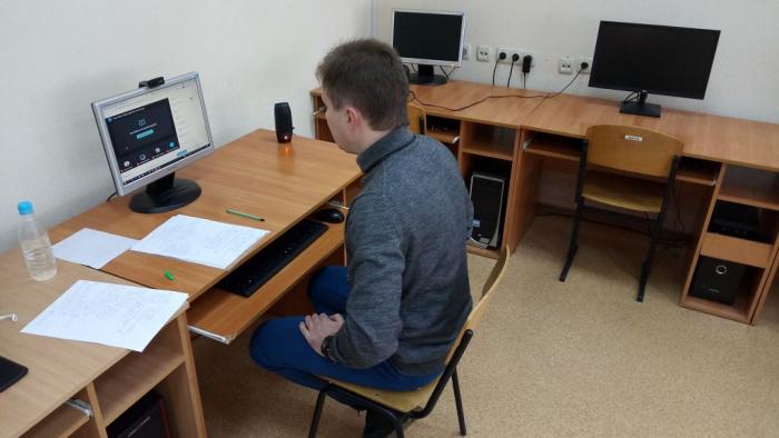 На підготовчих курсах проведено онлайн-заняття з української мови