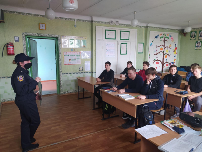 Курсанти факультету № 1 провели профорієнтаційні зустрічі в навчальних закладах в різних містах України