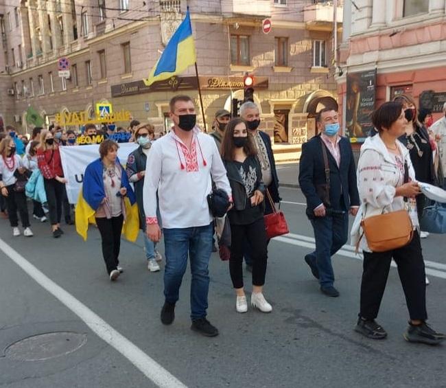 Представники університету взяли участь у параді вишиванок