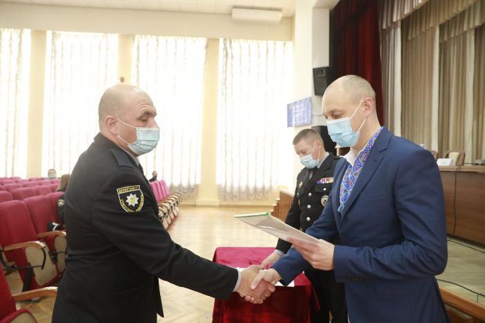У ХНУВС відбувся випуск слухачів курсів первинної професійної підготовки поліцейських інституту післядипломної освіти 