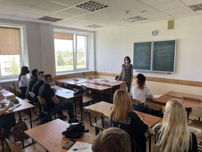 Відбулося засідання наукового гуртка за темою «Проблеми адміністративного права»