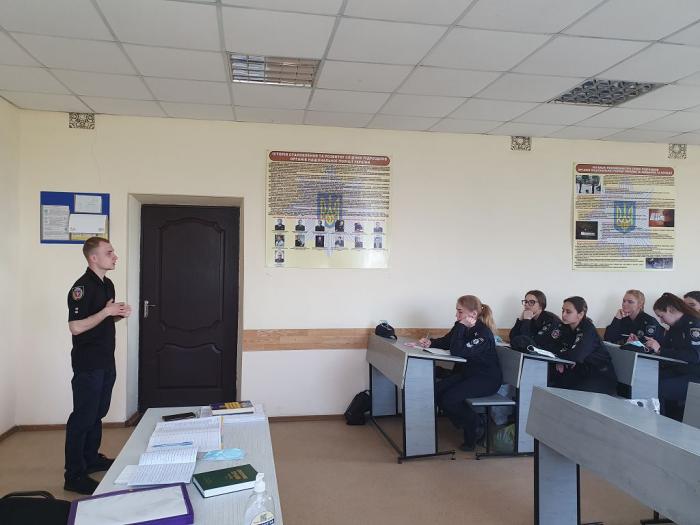 Бінарне заняття з навчальної дисципліни «Адміністративне право»